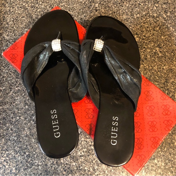 Guess Dressy Thong Sandals EUC - Picture 4 of 8